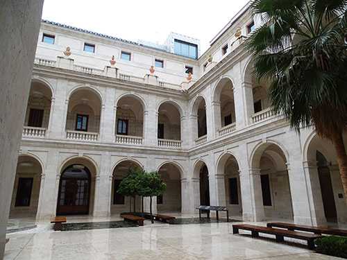 innenhof_malaga-museum